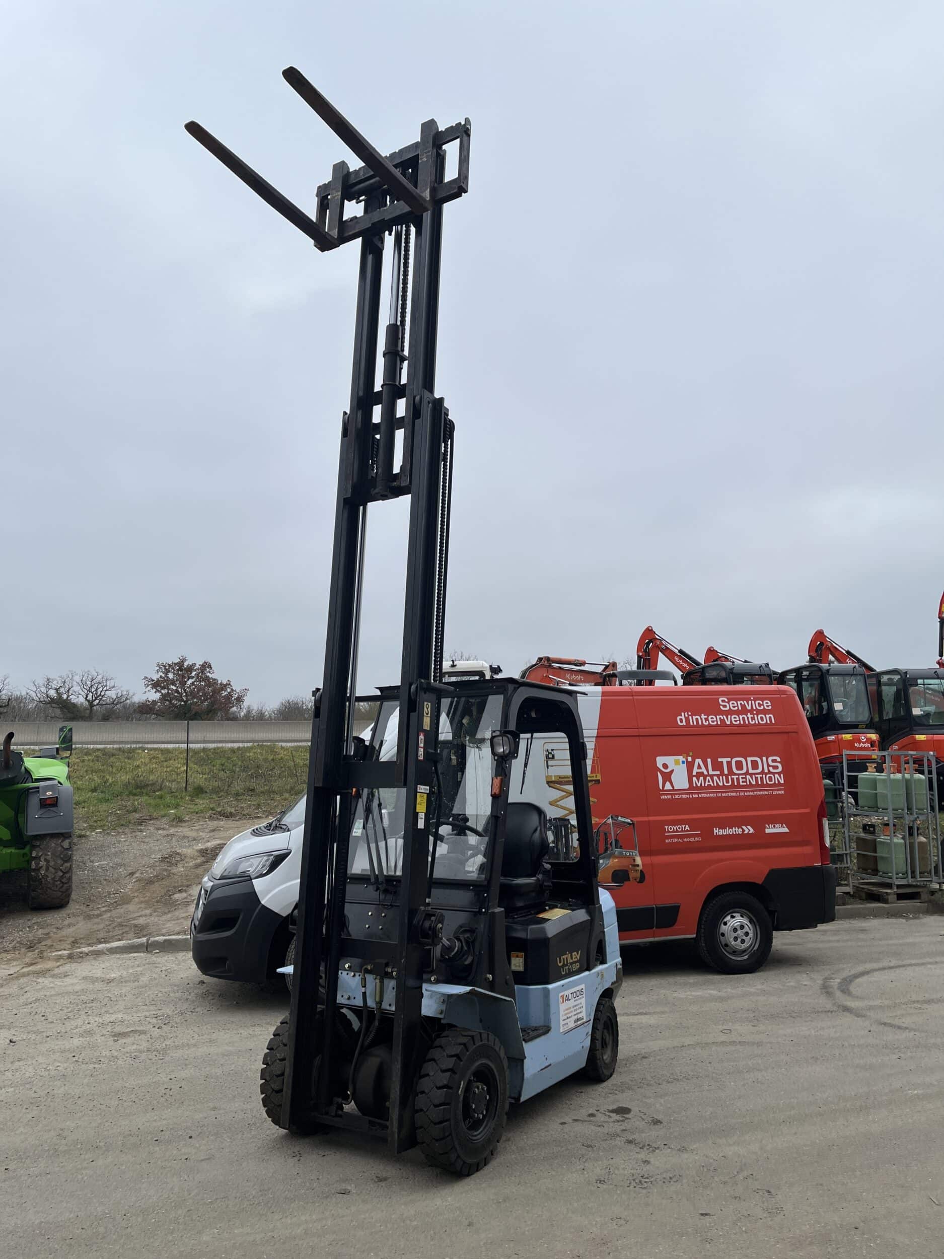 CHARIOT ÉLÉVATEUR UTILEV UT18P – 1T8 – F6111