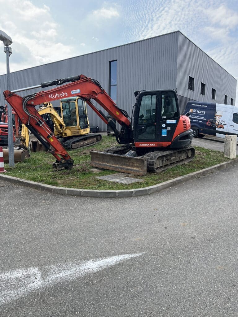 MINI-PELLE KUBOTA KX080-4 GLAT - 8T - F8088