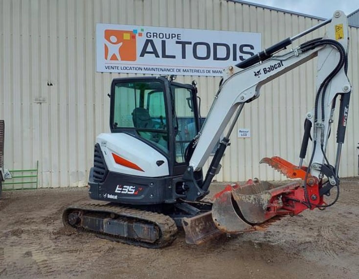 MINI-PELLE BOBCAT E35Z – 3T5 – F11228