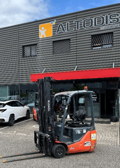 CHARIOT ÉLÉVATEUR TOYOTA 8FBM16T – 1T6 – F6068
