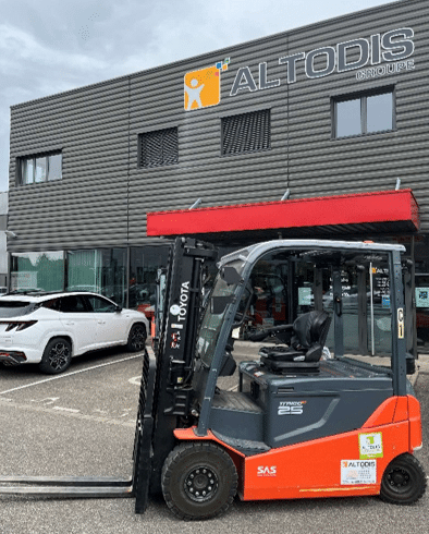 CHARIOT ÉLÉVATEUR TOYOTA 8FBM25T – 2T5 – F6933
